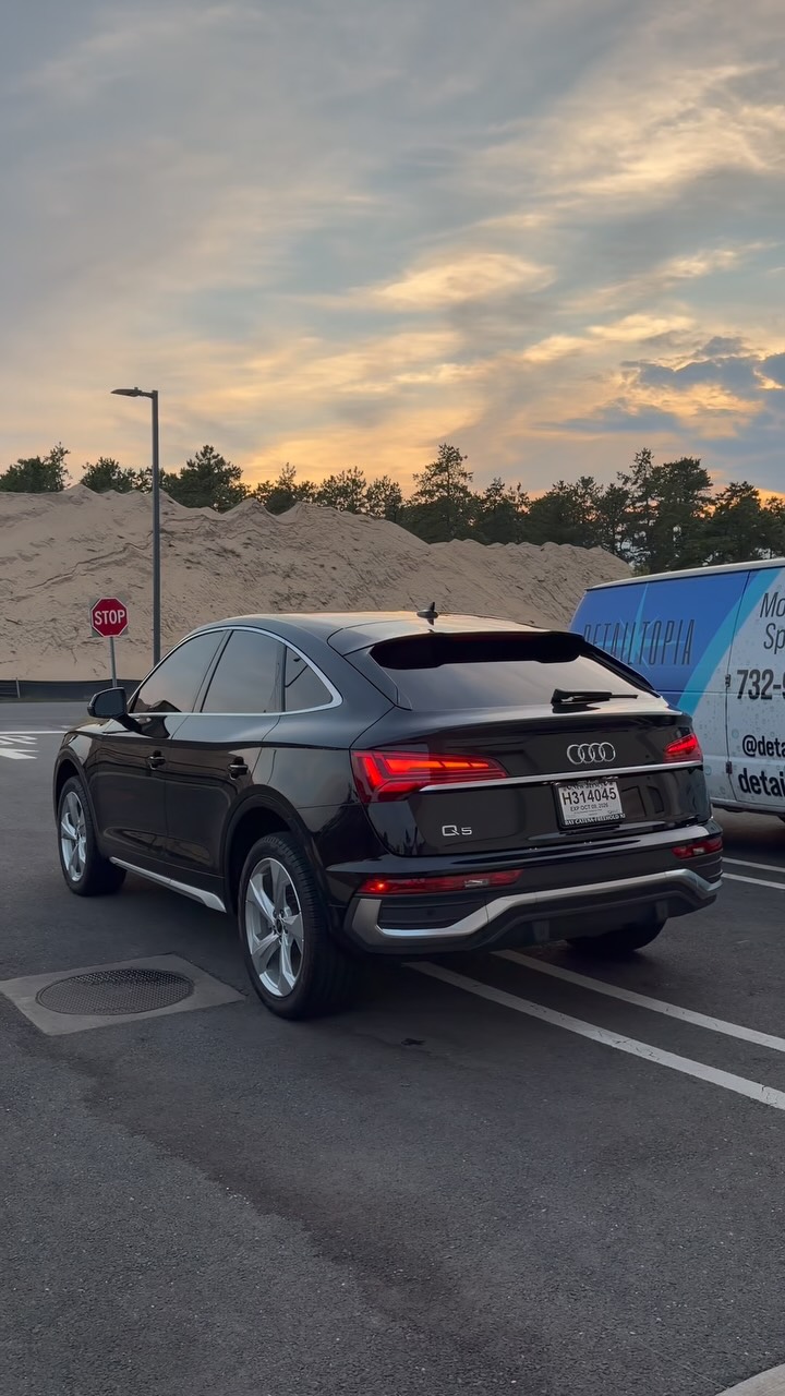 This longtime client of ours brought in his 2025 Audi Q5 for full body PPF, 6+ year ceramic coating, and ceramic window tints ✨

It’s all about protecting the finish, and preserving the feeling here at Detailtopia 💎

📍 DETAILTOPIA
📲 Message us for a quote on your vehicle

Window Tint : @expresswindowfilms
PPF Film : @gswf.global 

#audi #ppf #windowtint #detailtopia #car