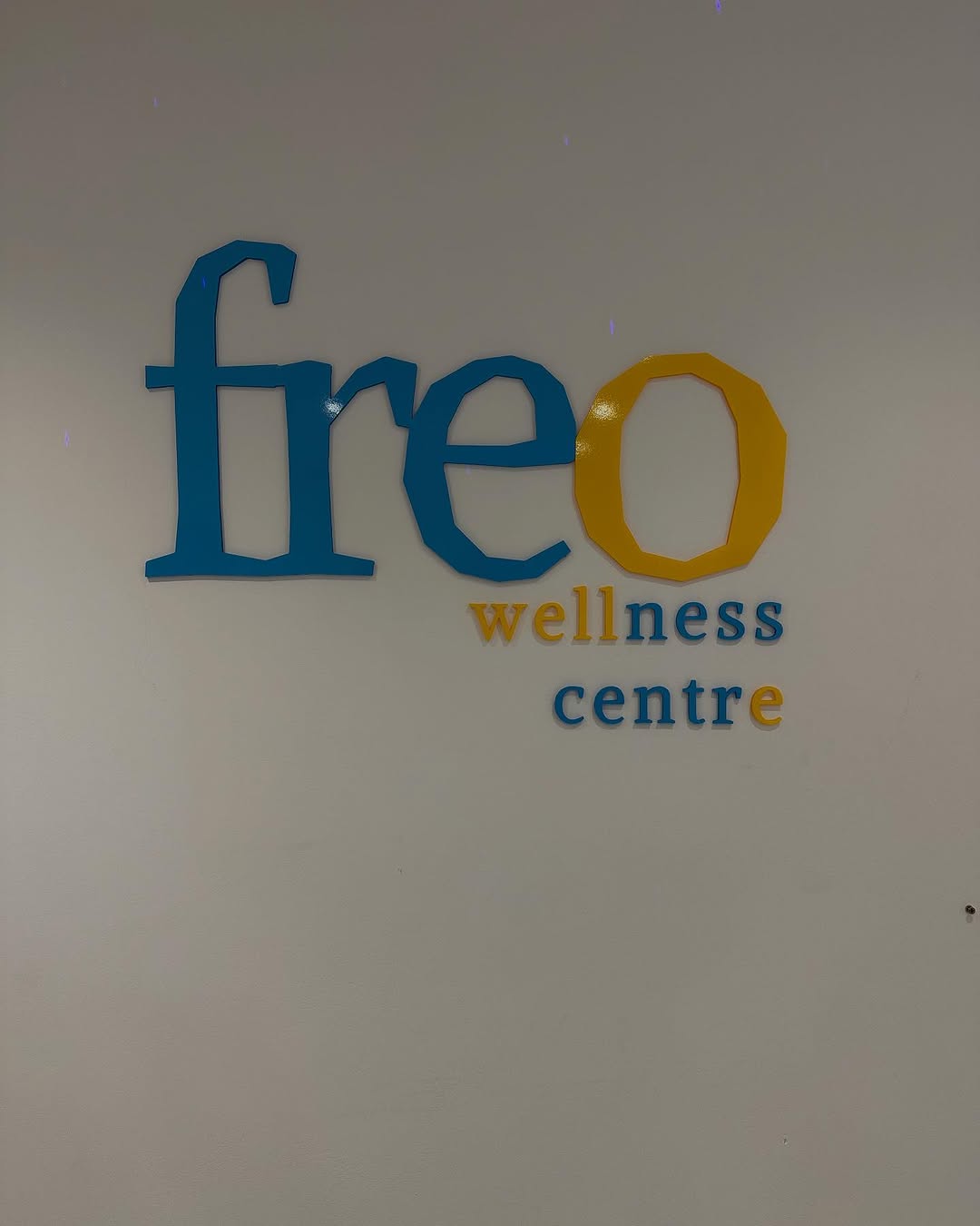 Had a great appointment @freowellnesscentre with godrek I’ve had an Injury from Padel I had an assessment followed by deep tissue lazer therapy and sports massage.
Highly recommended.